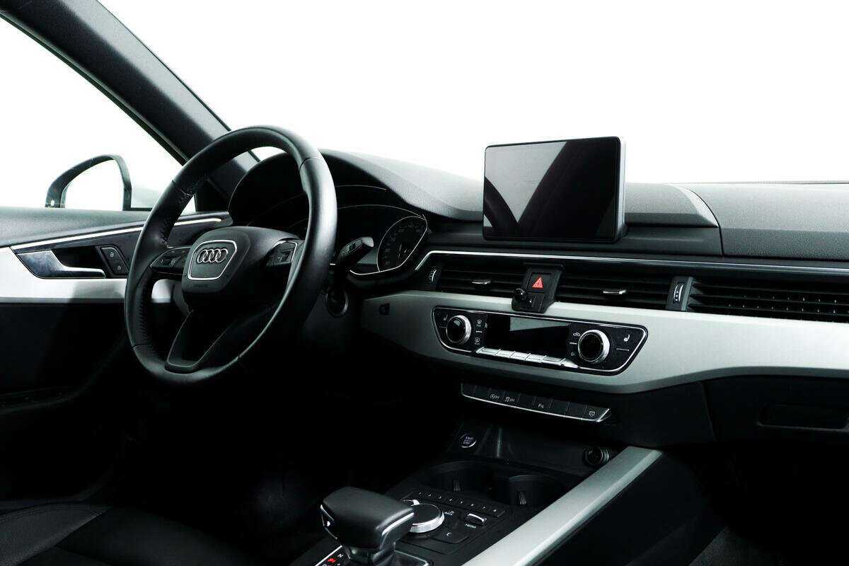 Audi A4 2019 года с пробегом. Фото: #8