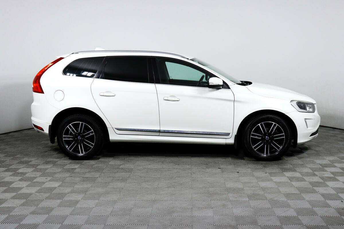 Volvo XC60 2016 года с пробегом. Фото: #3
