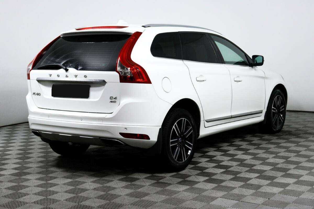 Volvo XC60 2016 года с пробегом. Фото: #4