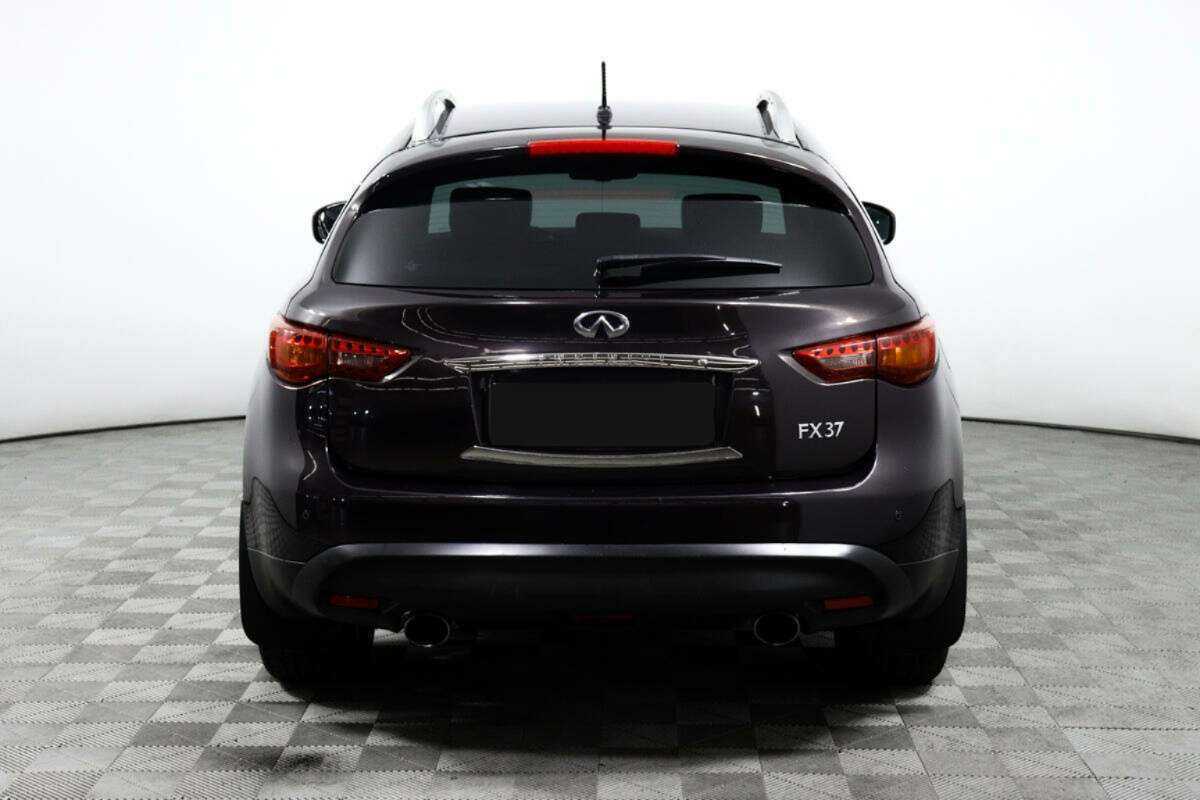 Infiniti FX 2012 года с пробегом. Фото: #5