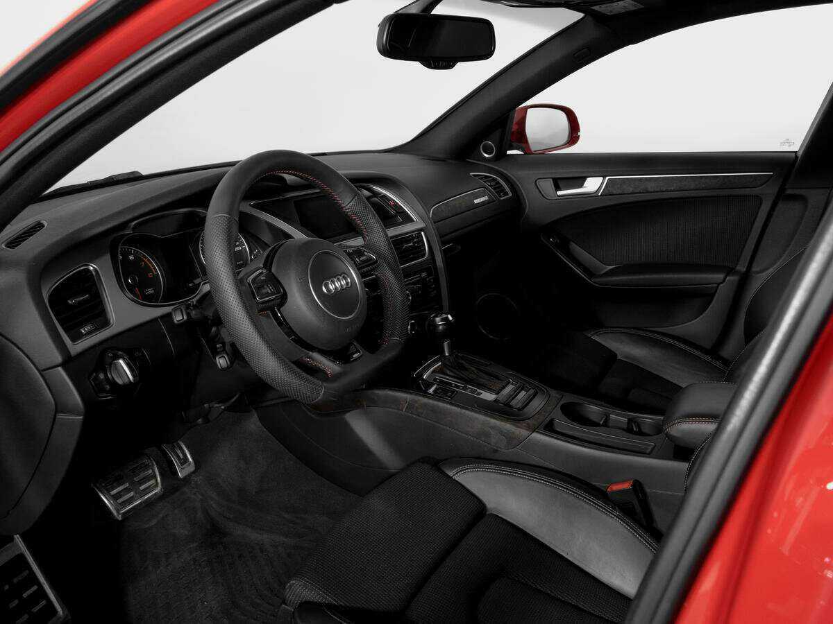 Audi A4 2015 года с пробегом. Фото: #14