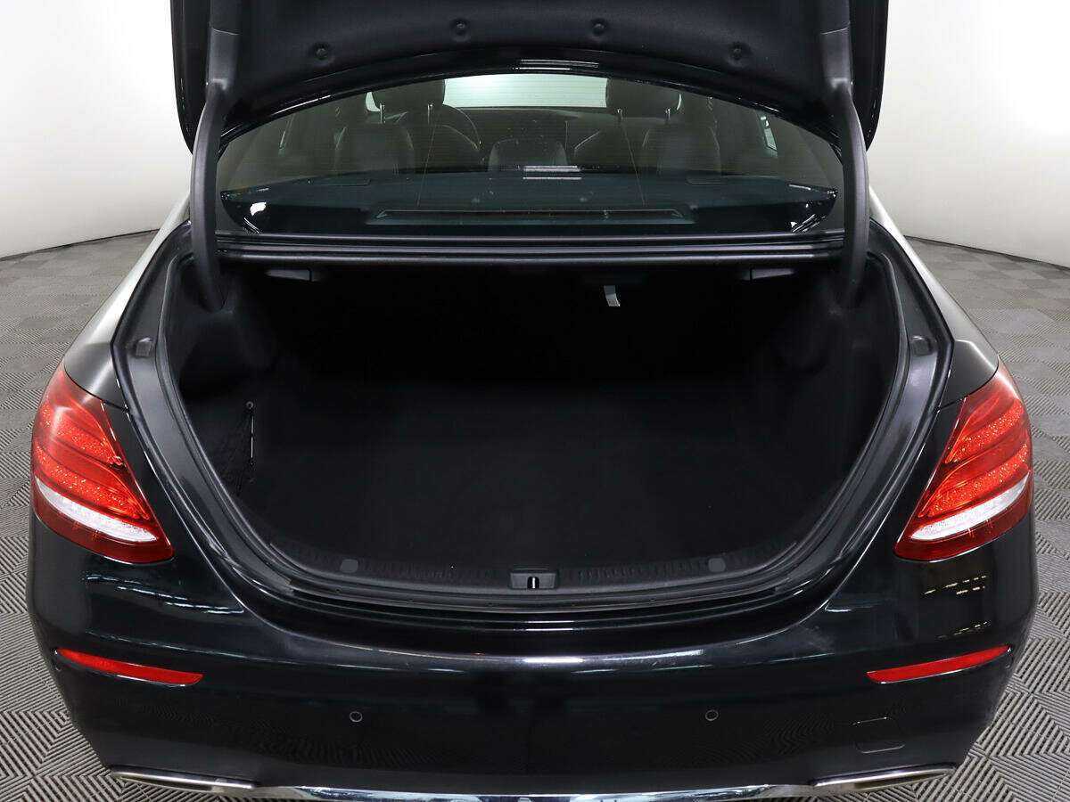 Mercedes-Benz E-Класс 2017 года с пробегом. Фото: #7