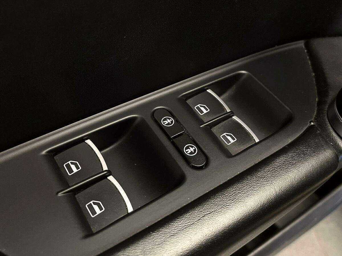 Volkswagen Touareg 2015 года с пробегом. Фото: #14