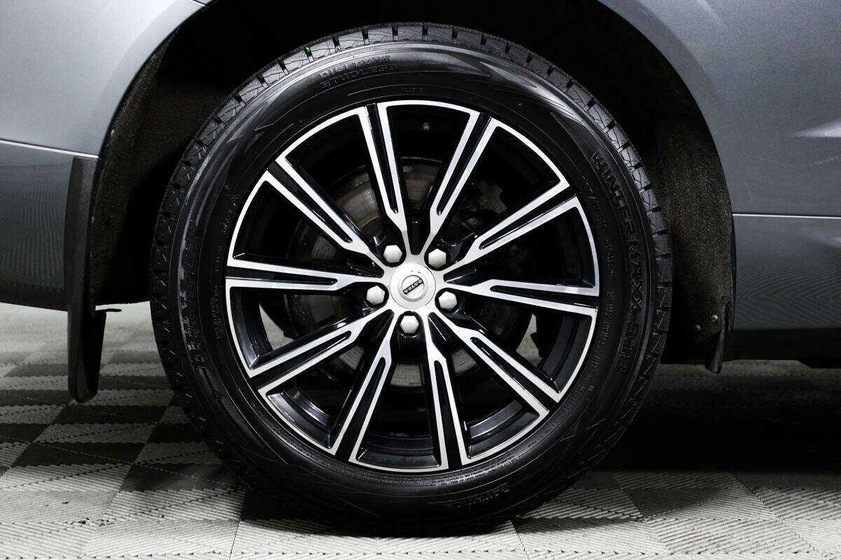 Volvo XC60 2018 года с пробегом. Фото: #13