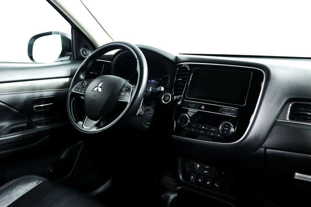 Mitsubishi Outlander 2019 года с пробегом. Фото: #8
