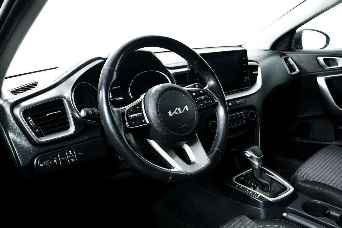 Kia Ceed 2021 года с пробегом. Фото: #12