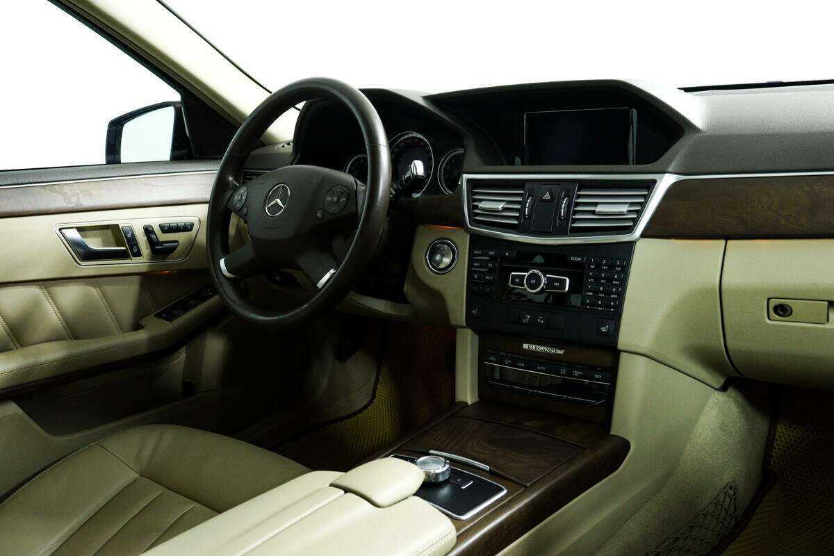 Mercedes-Benz E-Класс 2012 года с пробегом. Фото: #8