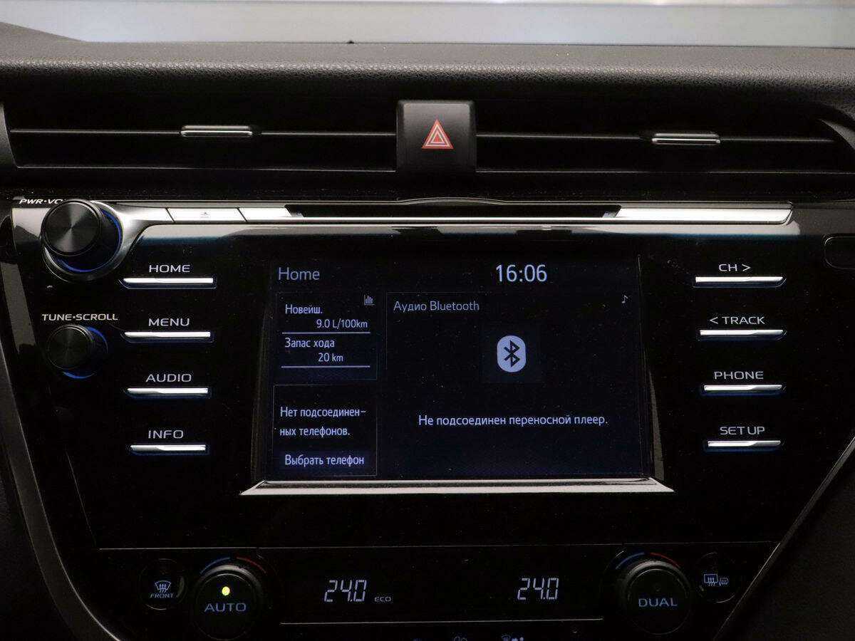 Toyota Camry 2019 года с пробегом. Фото: #14