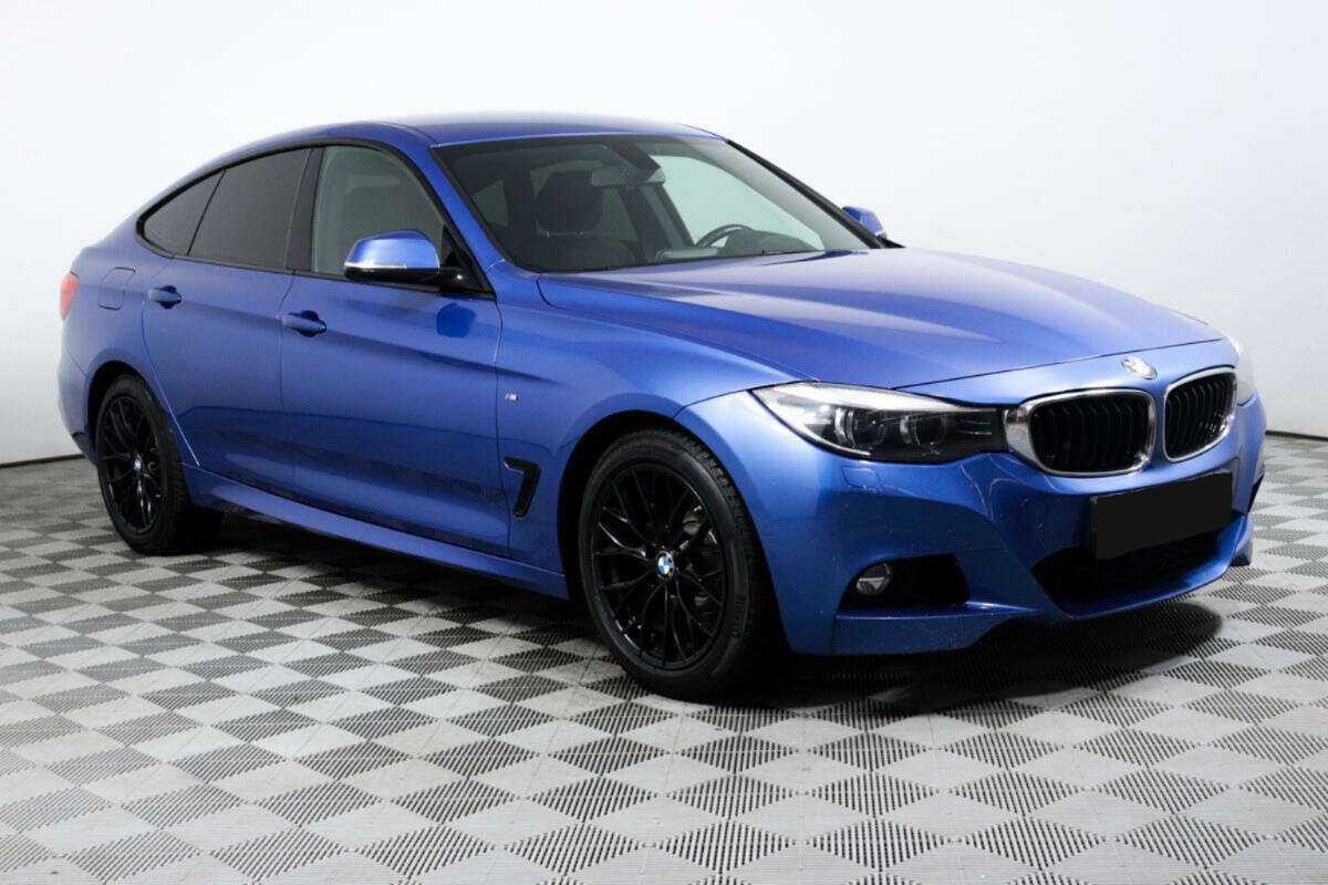 BMW 3 серии 2017 года с пробегом. Фото: #2