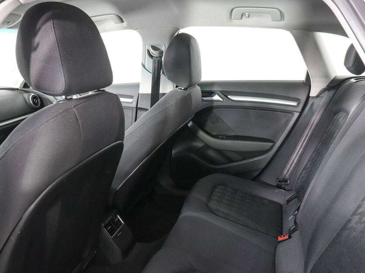 Audi A3 2015 года с пробегом. Фото: #11