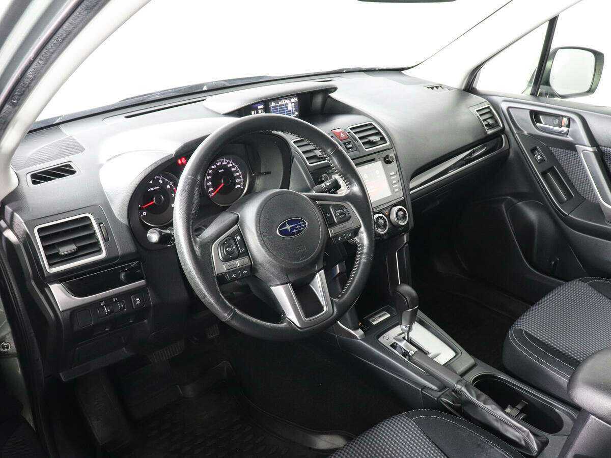 Subaru Forester 2017 года с пробегом. Фото: #7