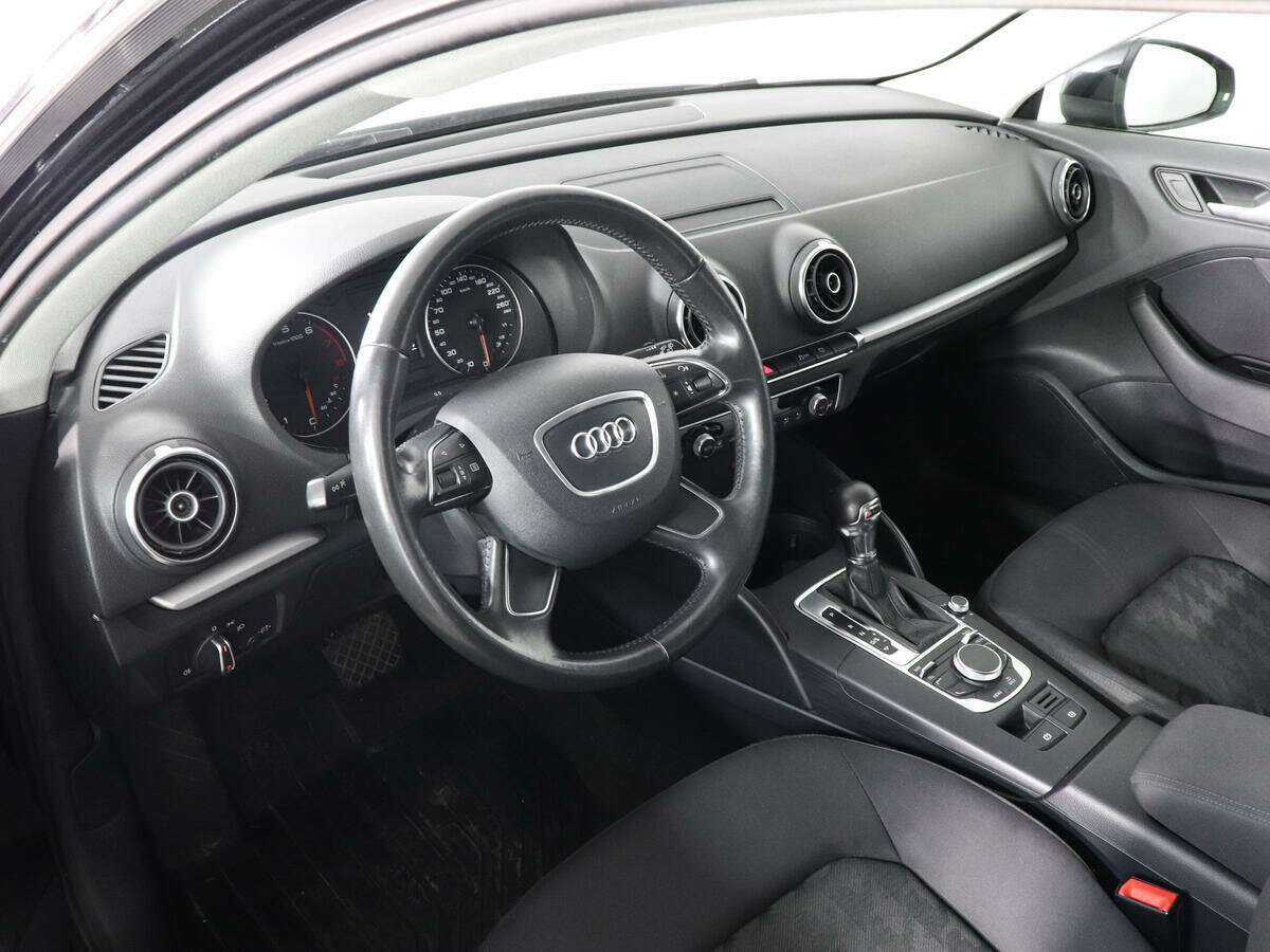 Audi A3 2015 года с пробегом. Фото: #8
