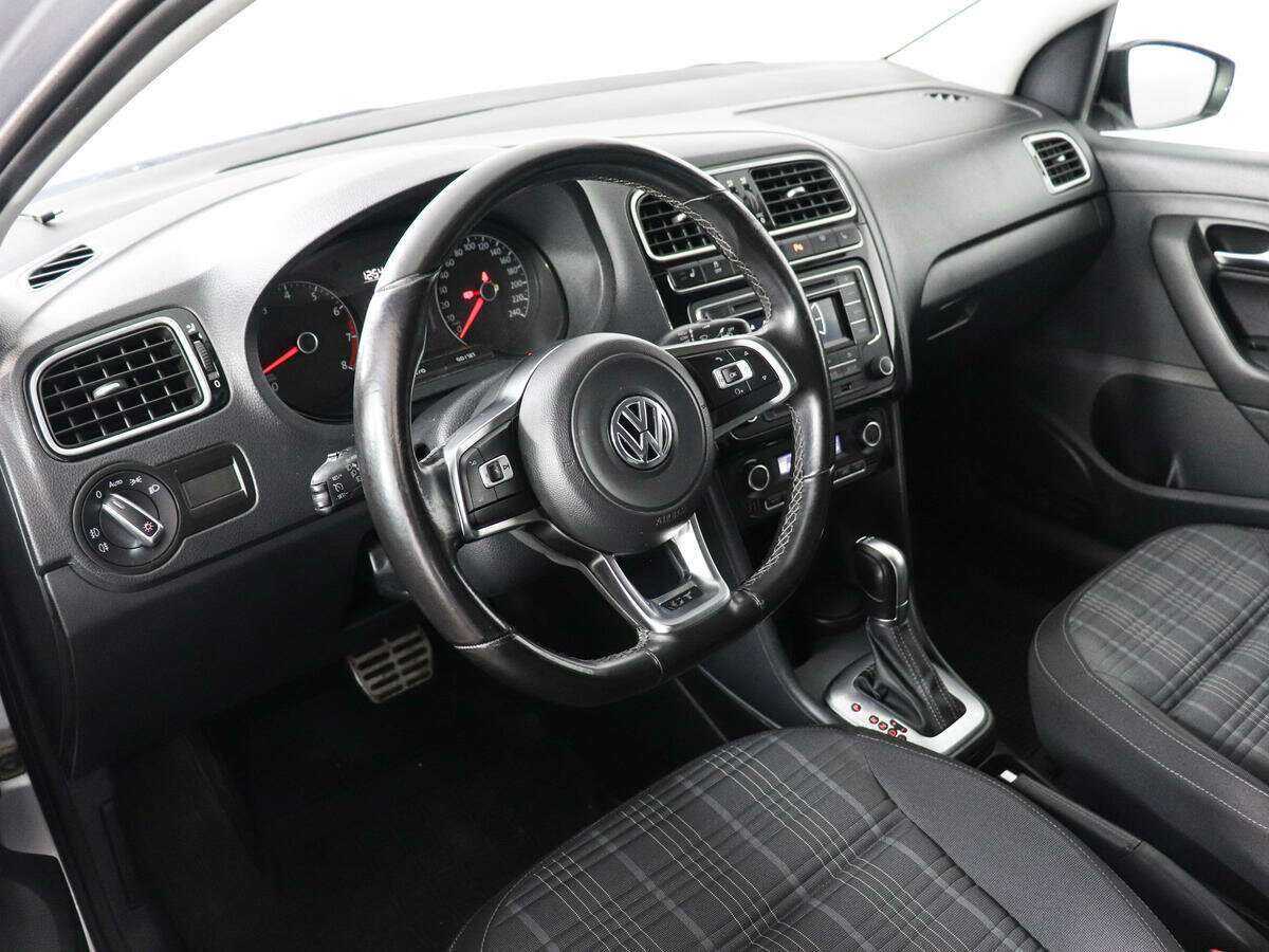 Volkswagen Polo 2017 года с пробегом. Фото: #7
