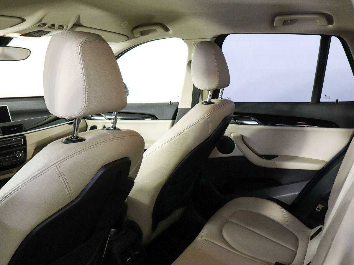 BMW X1 2021 года с пробегом. Фото: #8