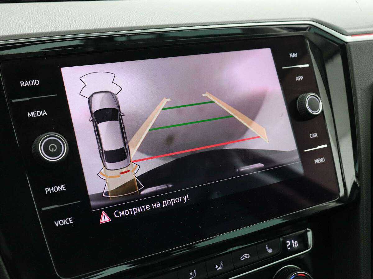 Volkswagen Passat 2020 года с пробегом. Фото: #12