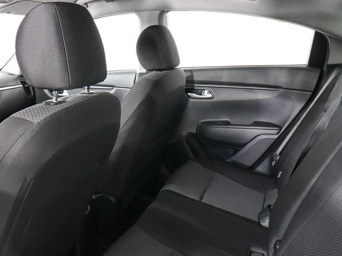 Kia Rio 2021 года с пробегом. Фото: #11