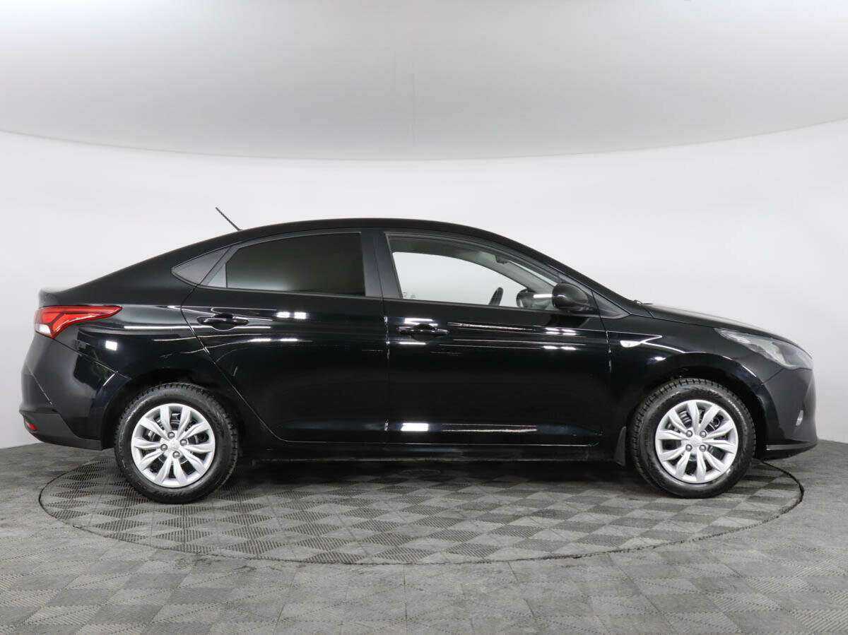 Hyundai Solaris 2021 года с пробегом. Фото: #3