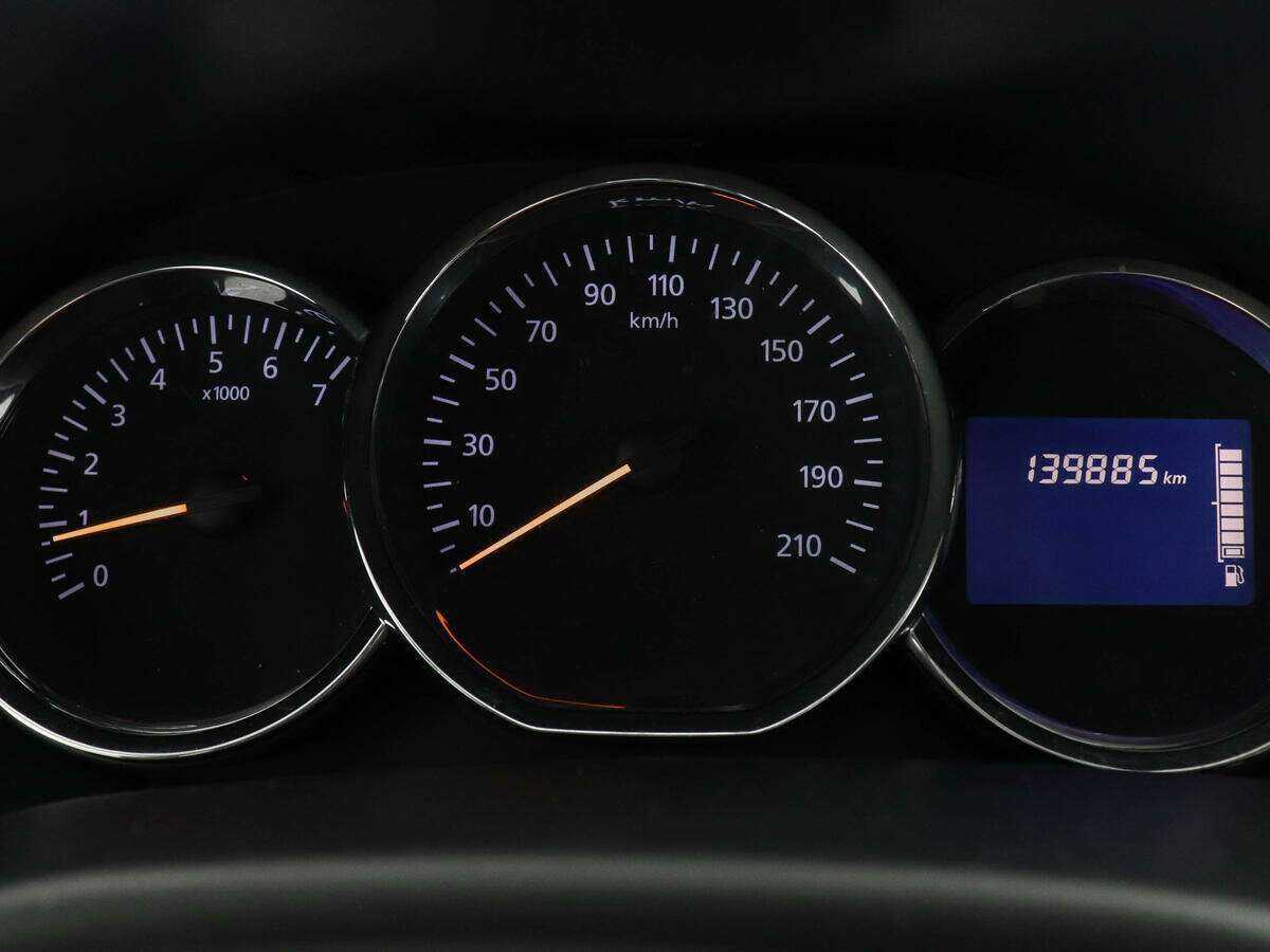 Renault Logan 2014 года с пробегом. Фото: #6