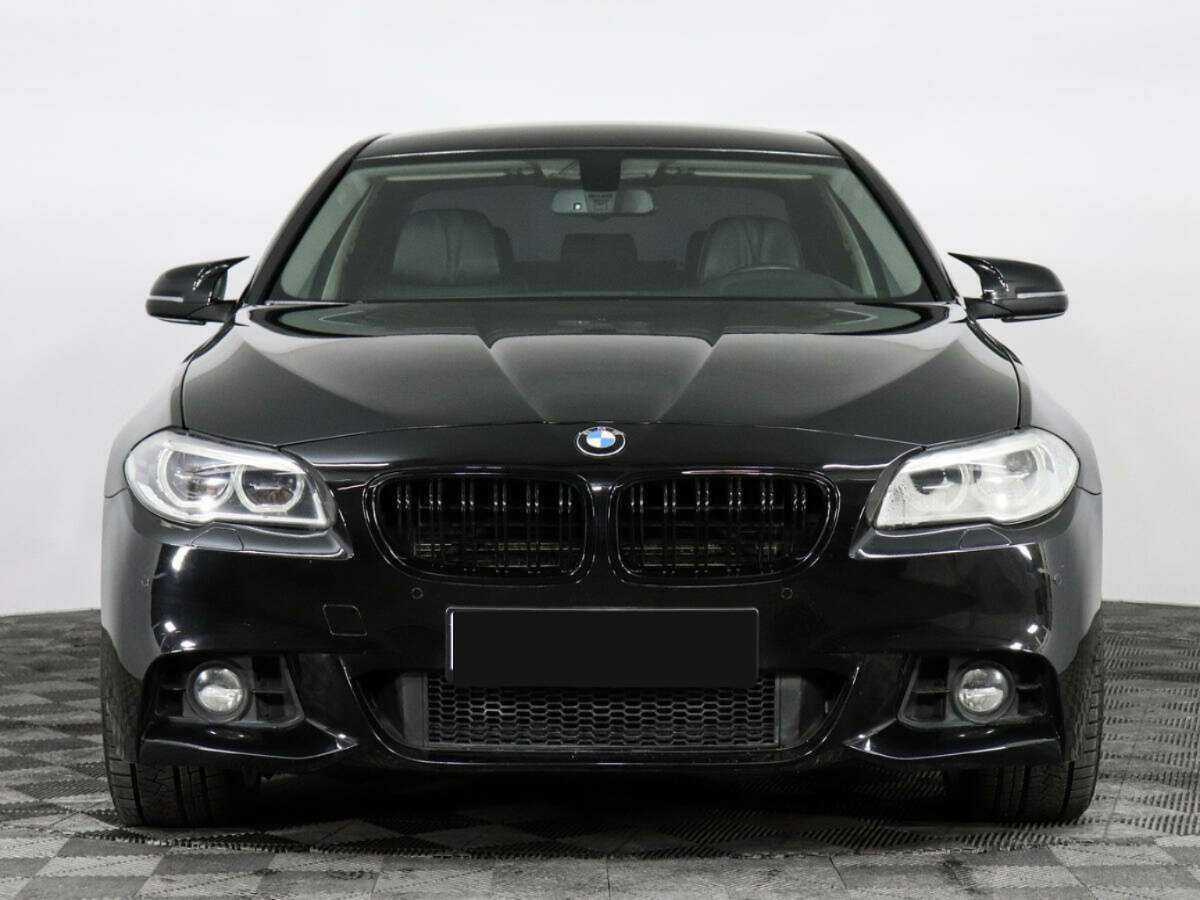 BMW 5 серии 2015 года с пробегом. Фото: #2