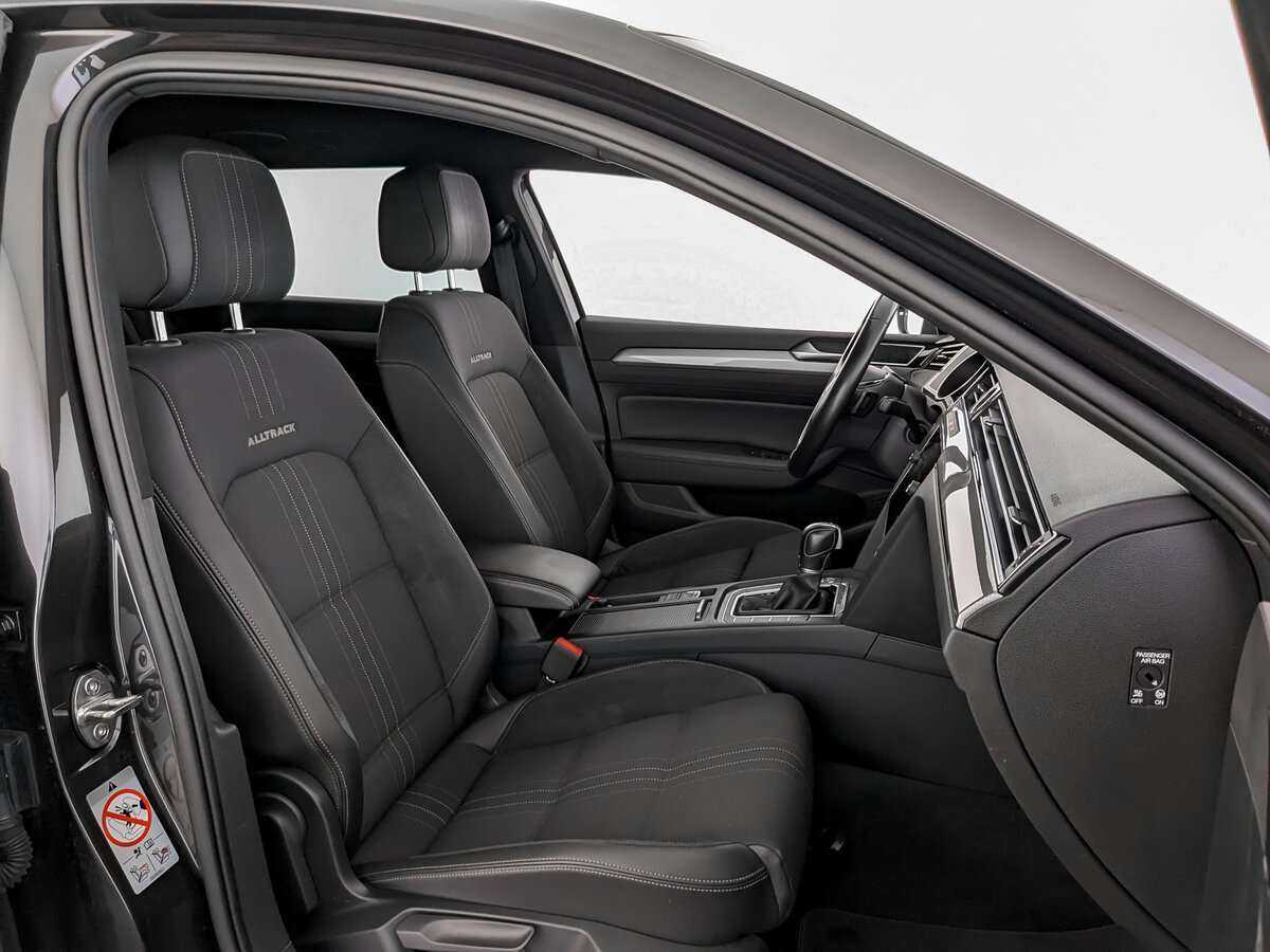 Volkswagen Passat 2018 года с пробегом. Фото: #24