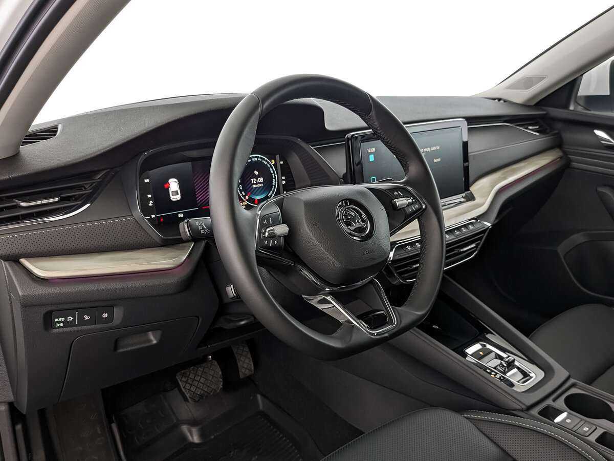 Skoda Octavia 2023 года с пробегом. Фото: #9