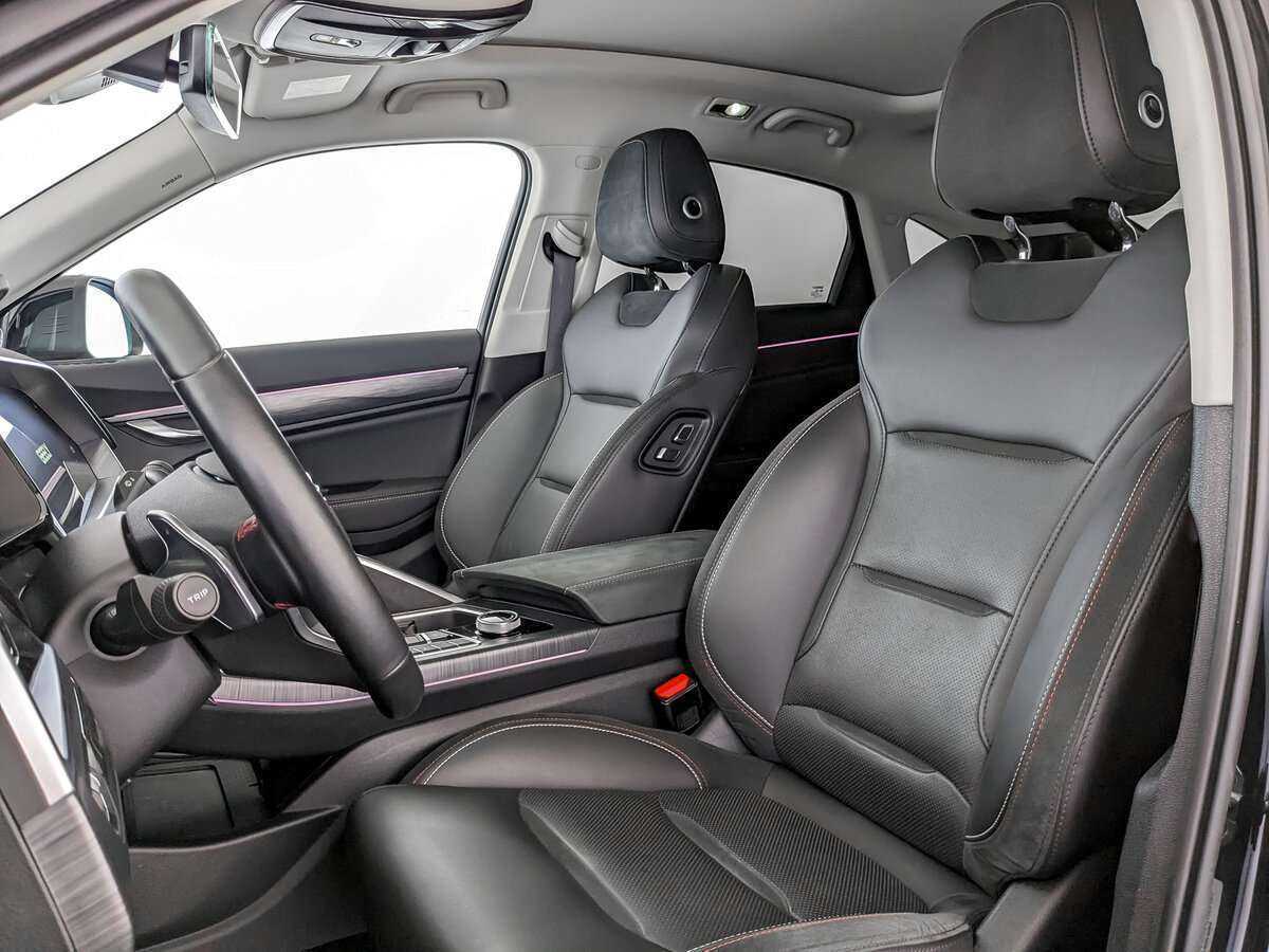 Geely Tugella 2021 года с пробегом. Фото: #15