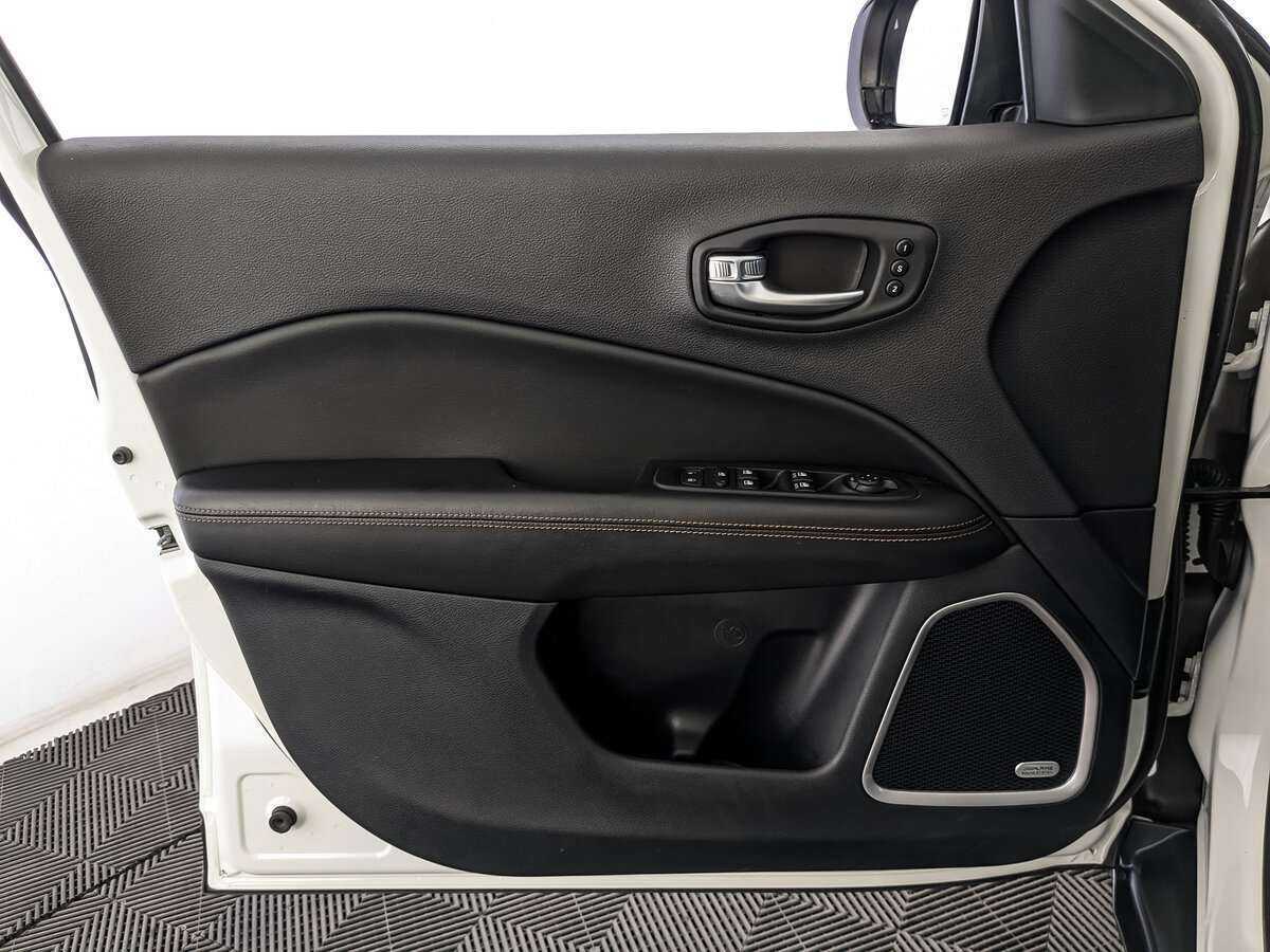 Jeep Compass 2021 года с пробегом. Фото: #14