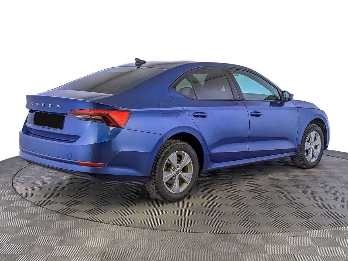 Skoda Octavia 2021 года с пробегом. Фото: #4