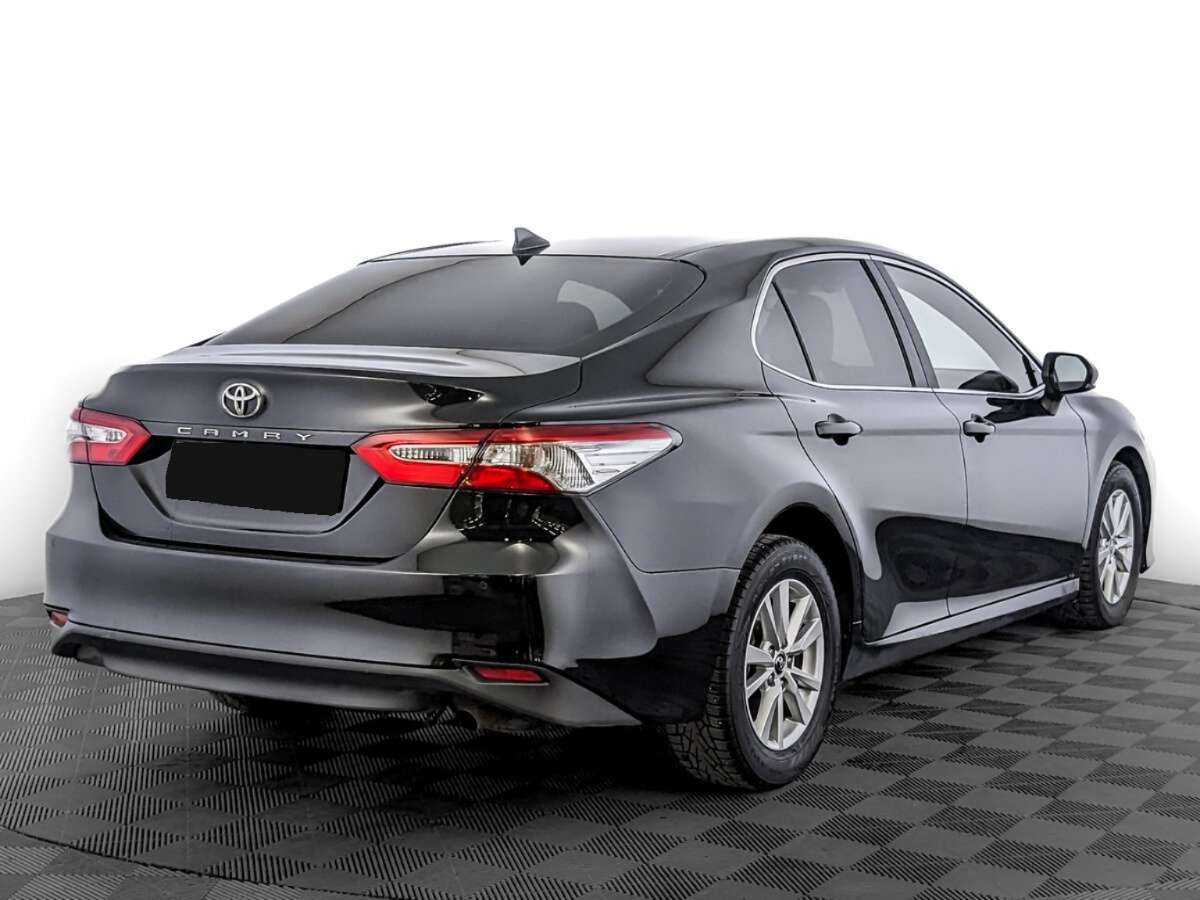 Toyota Camry 2019 года с пробегом. Фото: #4
