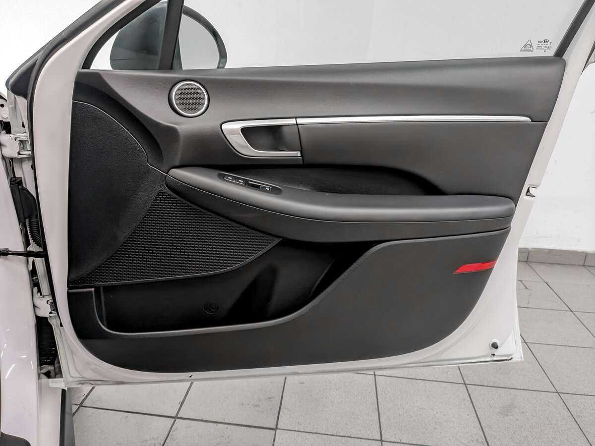 Hyundai Sonata 2020 года с пробегом. Фото: #19