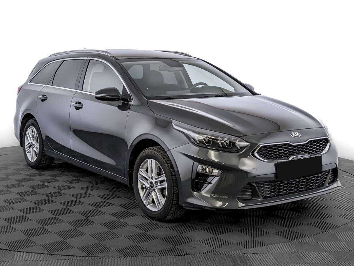 Kia Ceed 2021 года с пробегом. Фото: #2
