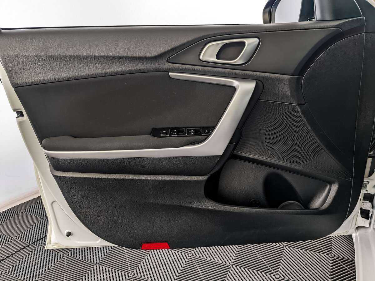 Kia Ceed 2022 года с пробегом. Фото: #14