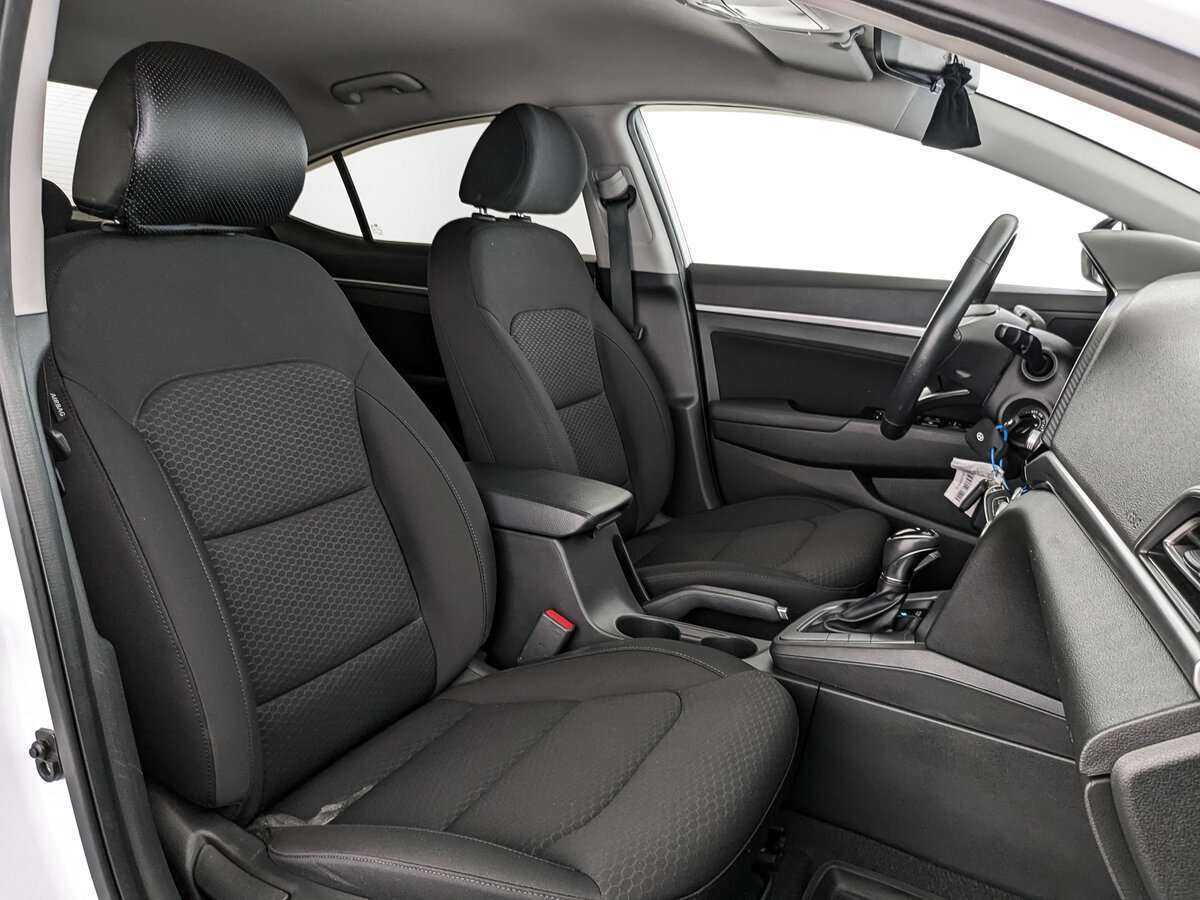 Б/У Хендай Елантра 2020 года. Фото: #19