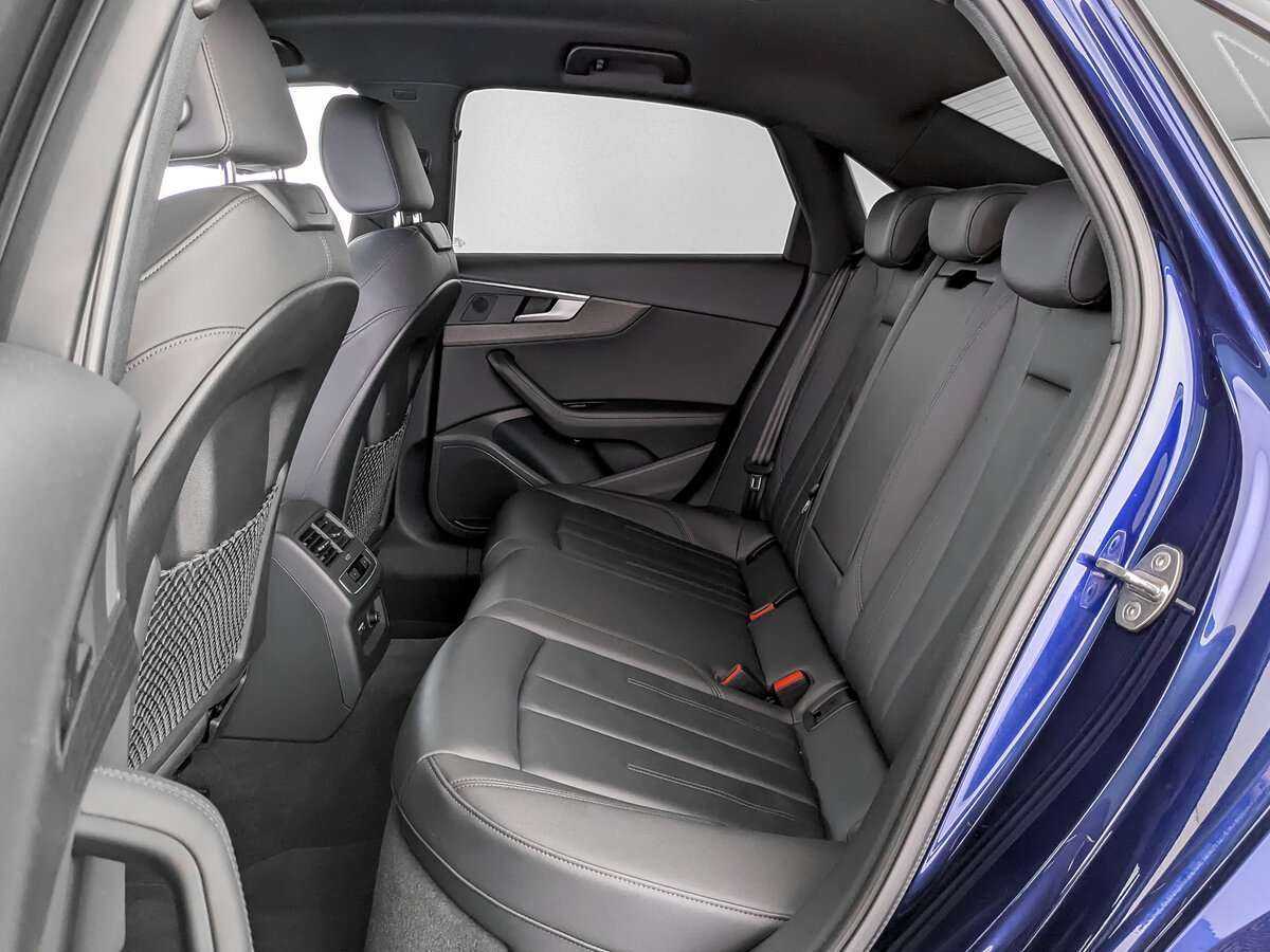 Audi A4 2021 года с пробегом. Фото: #9