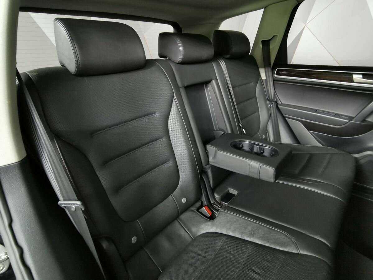Volkswagen Touareg 2012 года с пробегом. Фото: #12