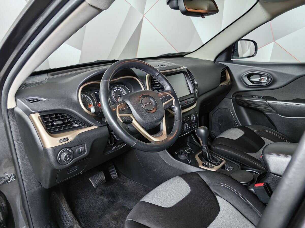 Jeep Cherokee 2014 года с пробегом. Фото: #13