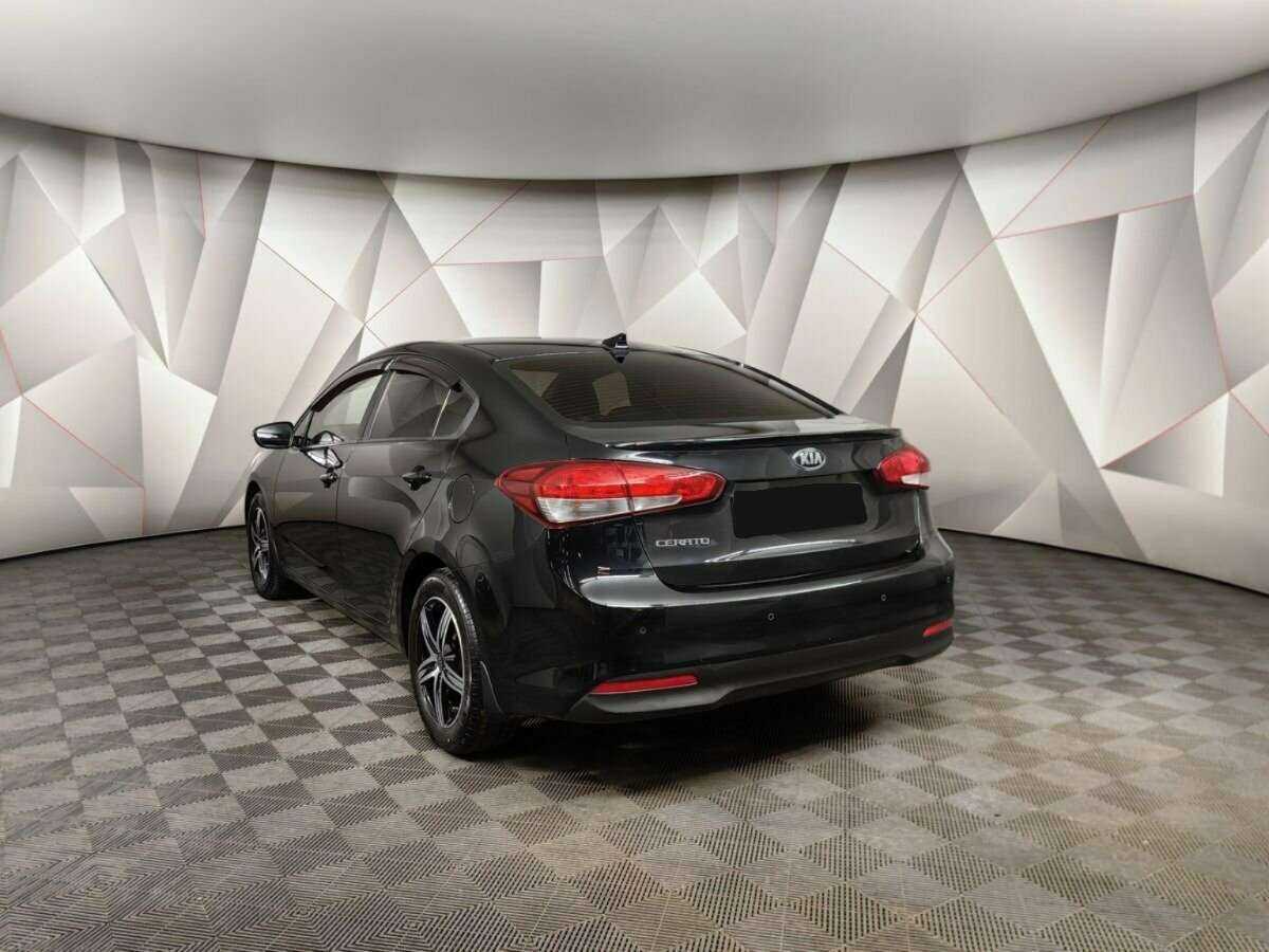 Kia Cerato 2018 года с пробегом. Фото: #3