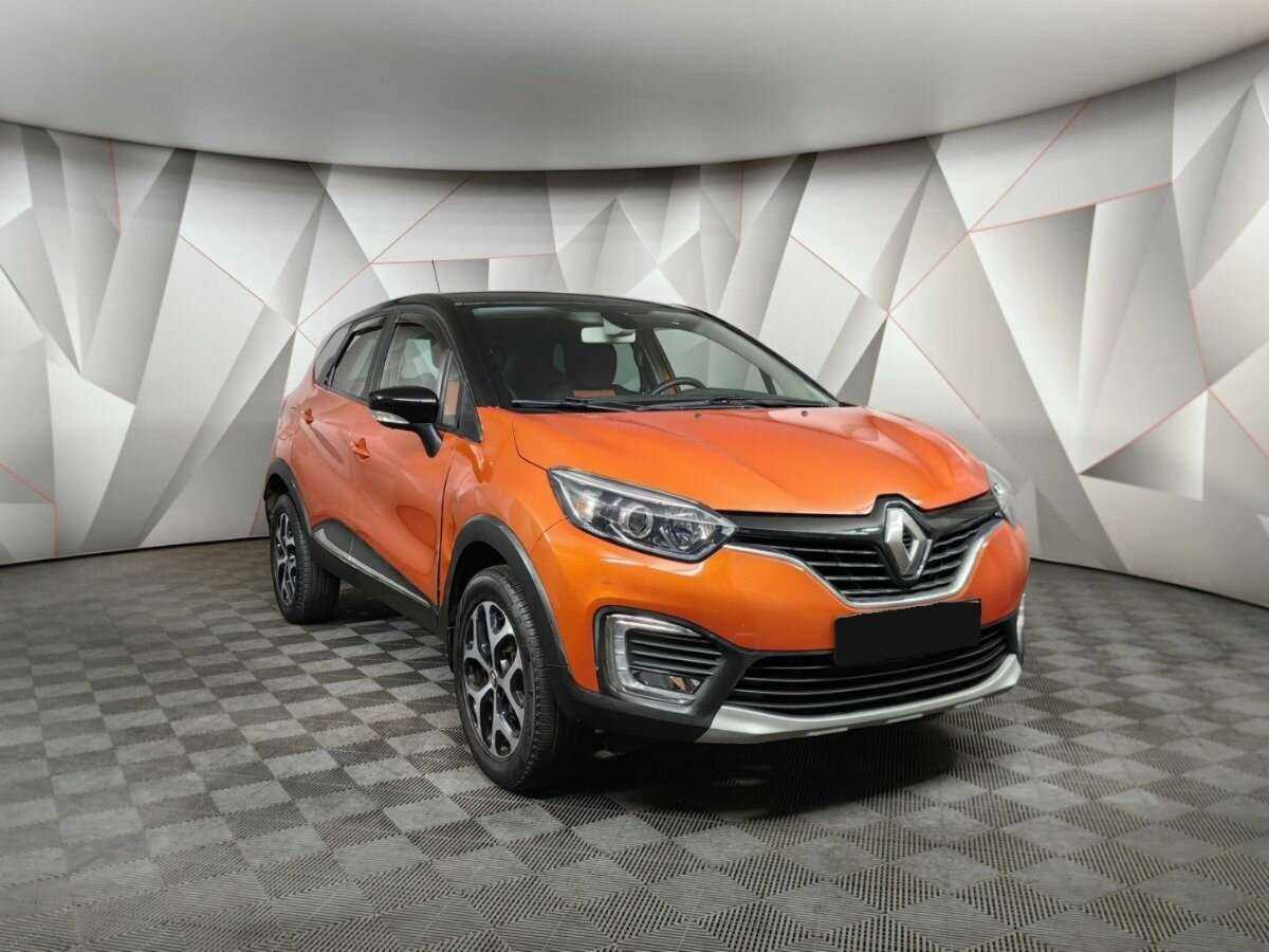 Renault Kaptur 2017 года с пробегом. Фото: #2