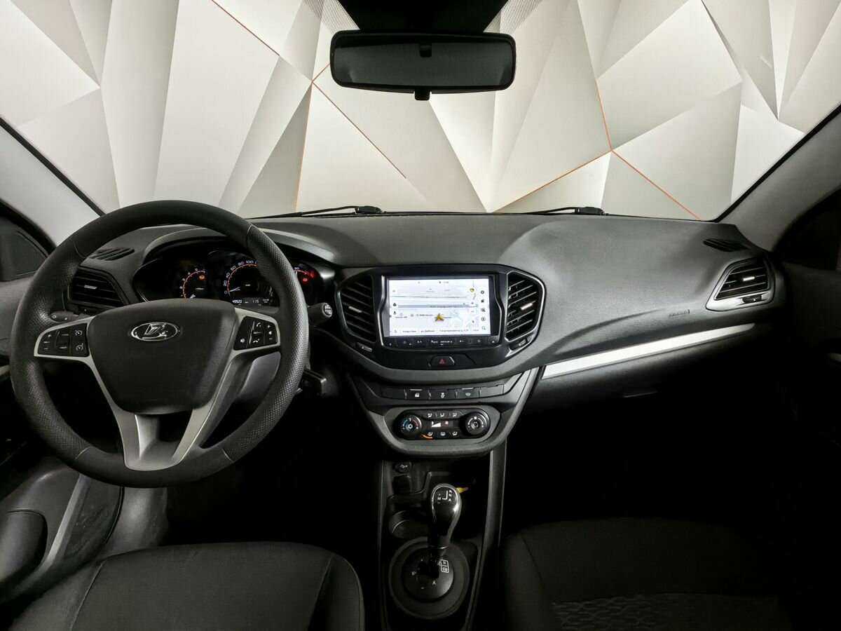 Lada (ВАЗ) Vesta 2018 года с пробегом. Фото: #8