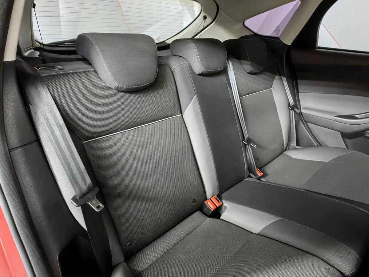 Ford Focus 2013 года с пробегом. Фото: #12