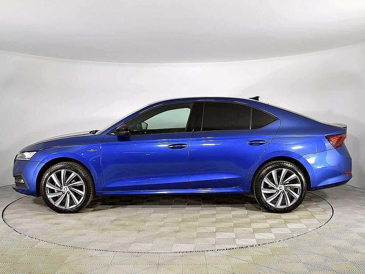 Skoda Octavia 2021 года с пробегом. Фото: #5