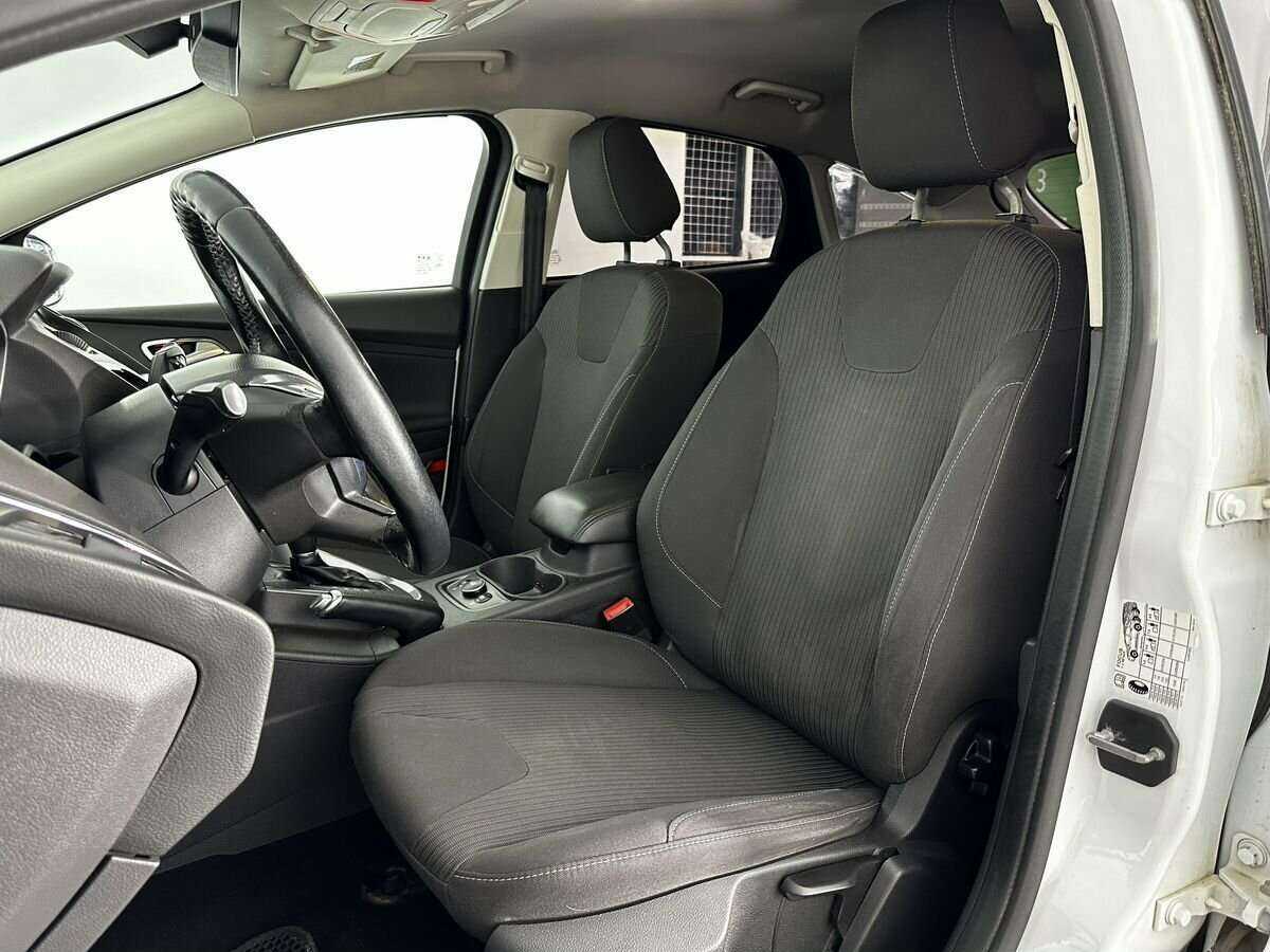 Ford Focus 2012 года с пробегом. Фото: #7