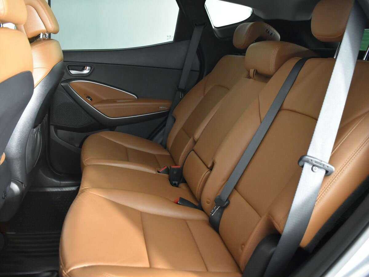Hyundai Santa Fe 2017 года с пробегом. Фото: #17