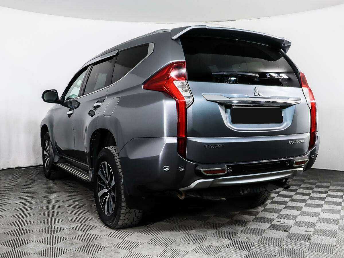 Mitsubishi Pajero Sport 2016 года с пробегом. Фото: #5