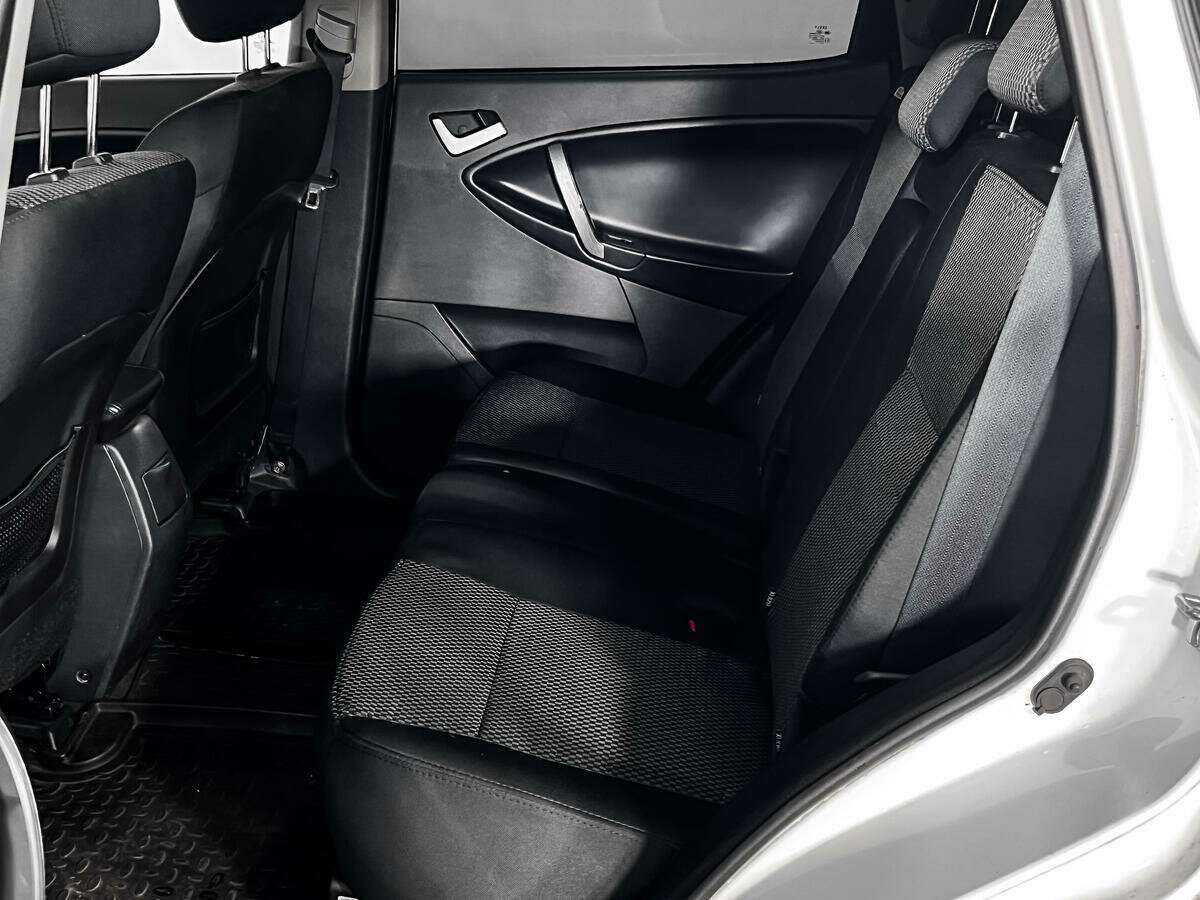 Geely Emgrand X7 2015 года с пробегом. Фото: #9