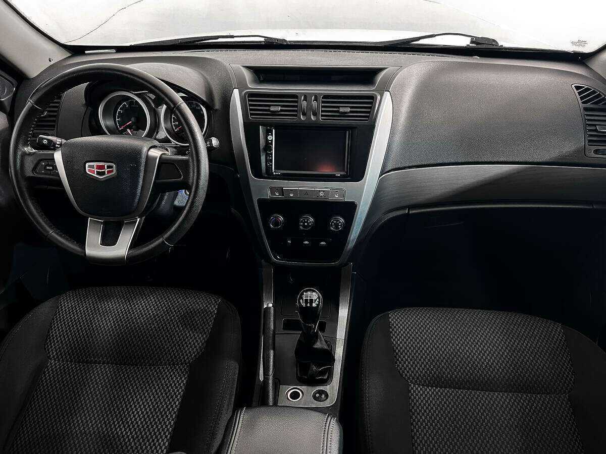 Geely Emgrand X7 2015 года с пробегом. Фото: #11