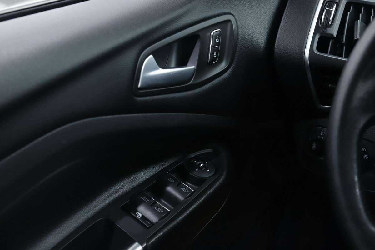 Ford Kuga 2016 года с пробегом. Фото: #9