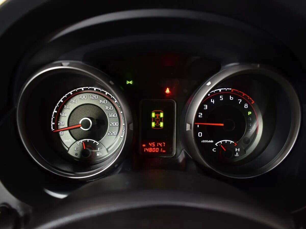 Mitsubishi Pajero 2015 года с пробегом. Фото: #13