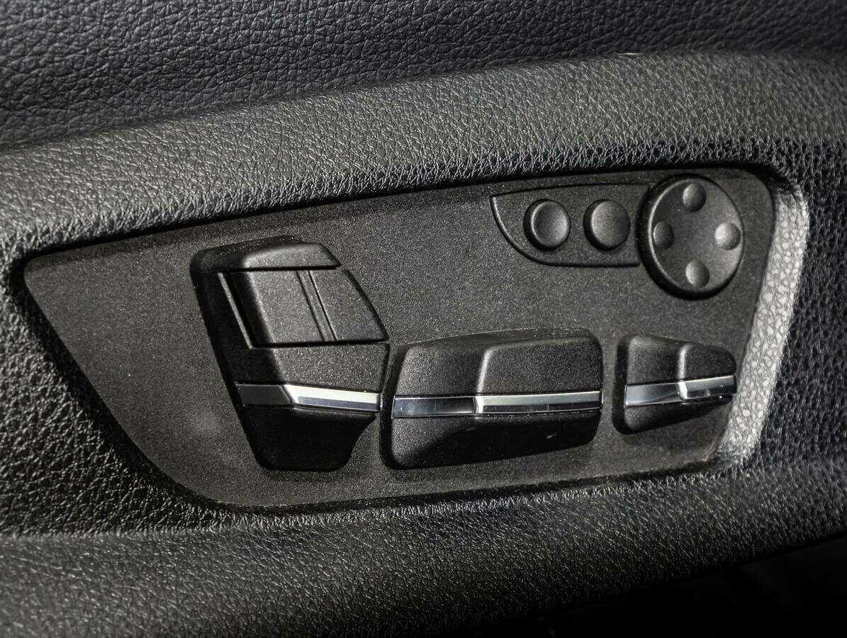 BMW 5 серии 2012 года с пробегом. Фото: #22