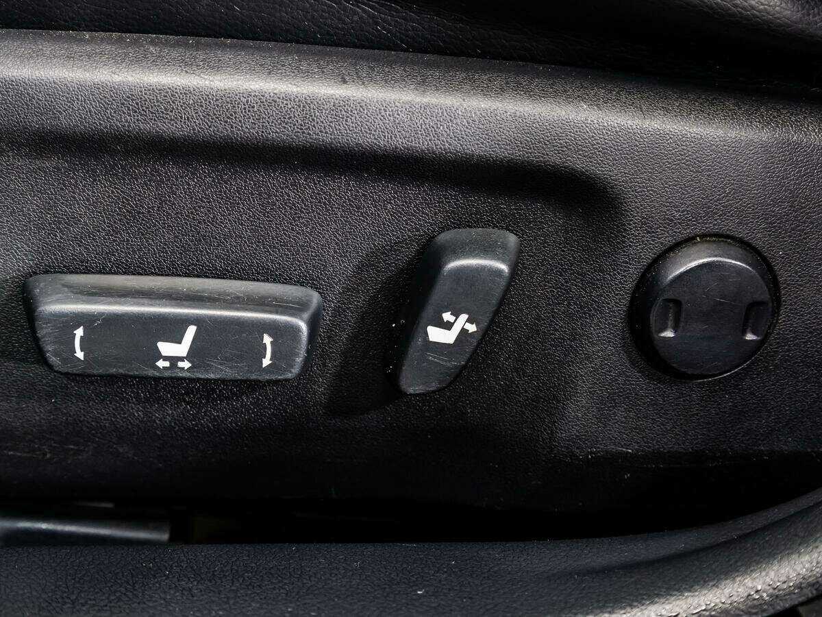 Toyota Camry 2013 года с пробегом. Фото: #18